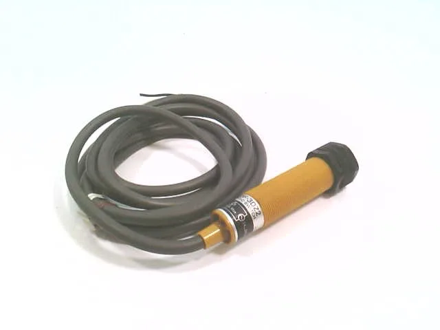 Omron E3F-3DZ2 — Photoelectric Sensors (image 4)