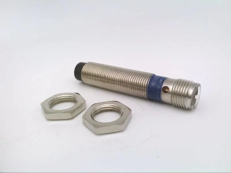 Schneider Electric XS1M12PA370D — Proximity Sensors