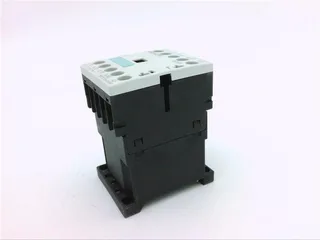 Siemens 3RT1015-1HB41 — Contactors (image 3)