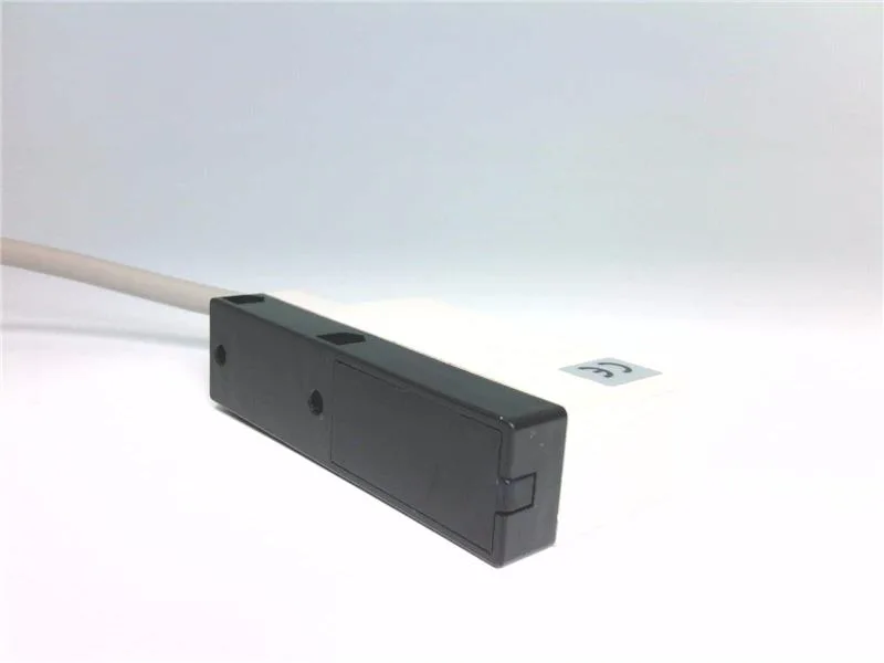 Schneider Electric XULJ06353 — Photoelectric Sensors (image 2)