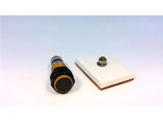 Omron E3F-R2C4-P1 — Photoelectric Sensors (image 3)