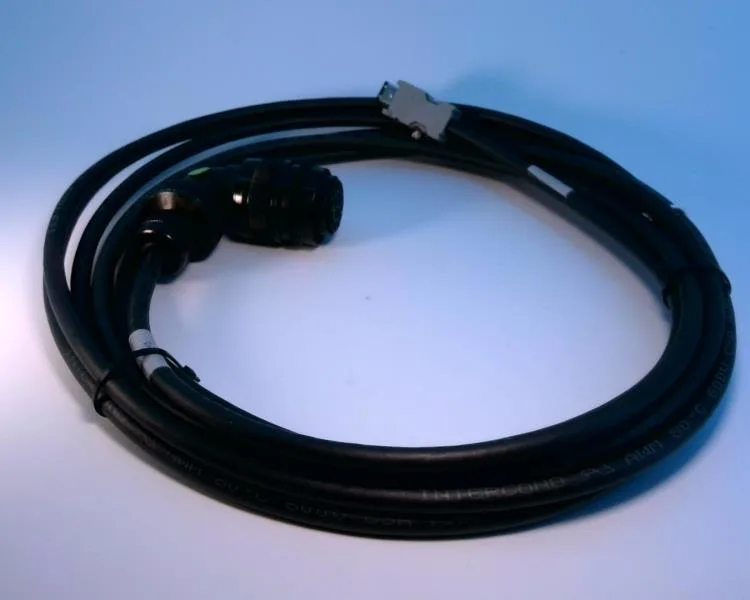 Omron R88A-CRWB005N-E — PLC Accessories (image 2)