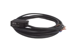 Omron E3Z-LR61 2M — Photoelectric Sensors