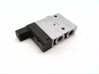Festo CPE24-M1H-3GL-QS-12 — Solenoid & Directional Valves (image 2)