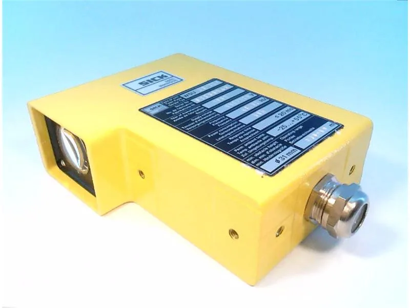 SICK WSU 26-220 — Photoelectric Sensors