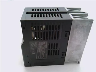 Mitsubishi Electric FR-D710W-025-NA — AC Drives (VFD) (image 2)