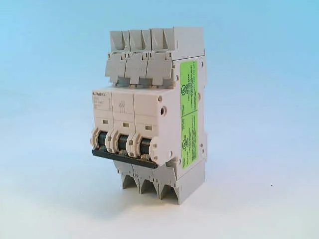 Siemens 5SJ4325-7HG42 — 3-Pole MCB (DIN Rail) (image 2)