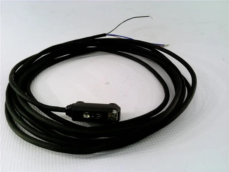Omron E3T-SL21 — Photoelectric Sensors (image 2)