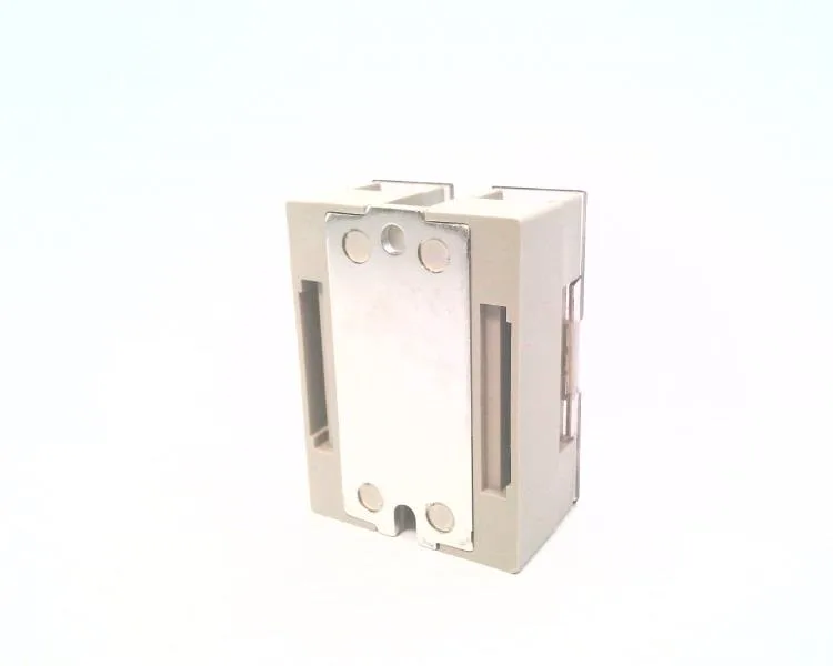 Omron G3NA-240B-AC200-240 — Solid State Relays (image 3)