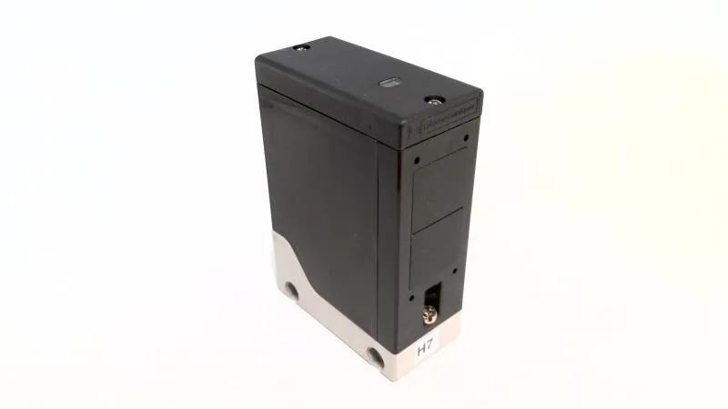 Schneider Electric XUEF010315H7 — Photoelectric Sensors (image 4)