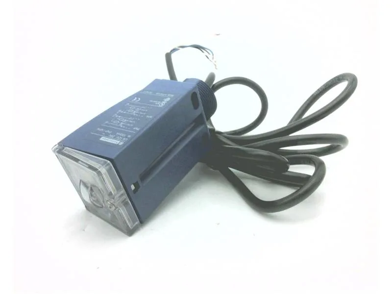 Schneider Electric XUC-9AKSAL2 — Photoelectric Sensors