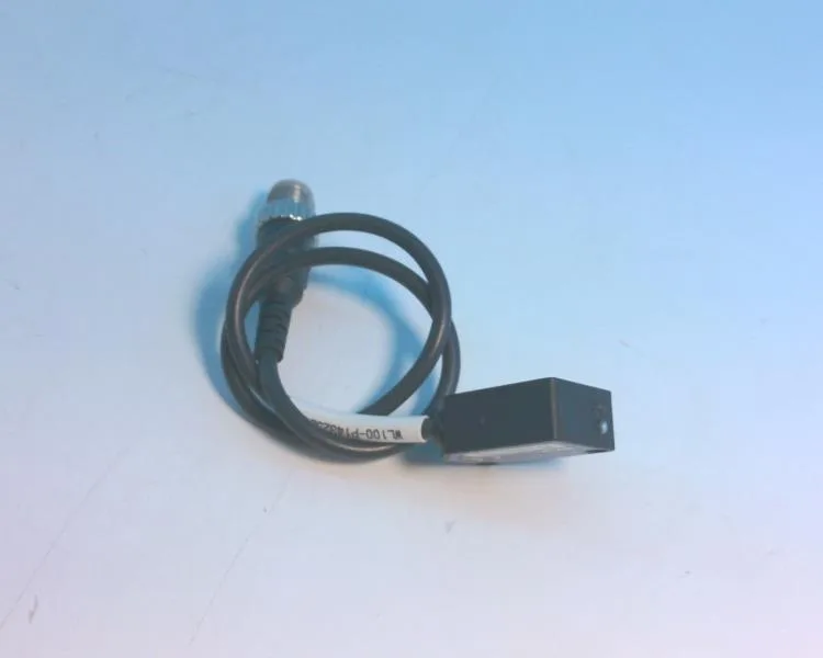 SICK WL100-P1432S21 — Photoelectric Sensors (image 2)