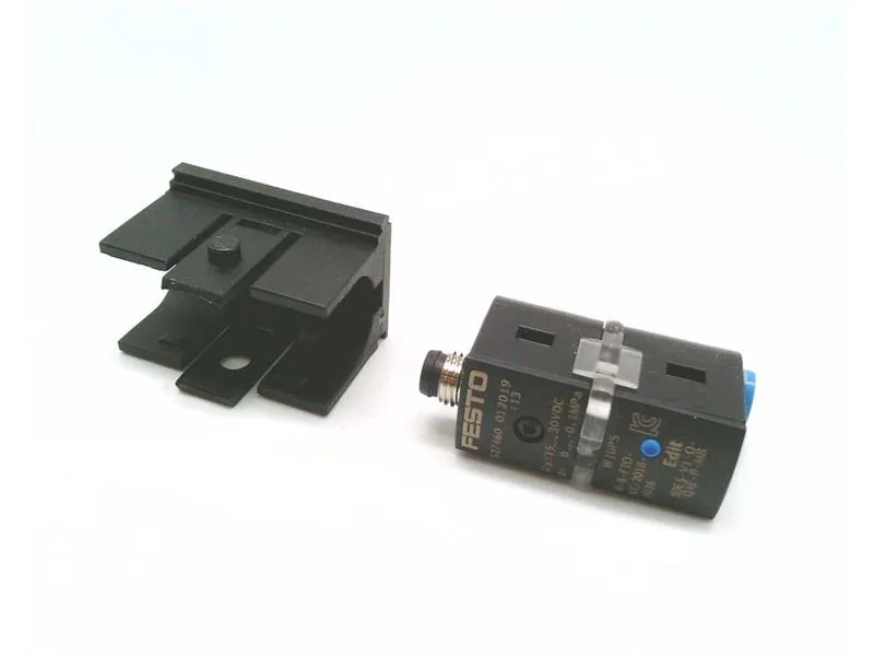 Festo SDE5-V1-O-Q4E-P-M8 — Differential Pressure Transmitters (image 4)