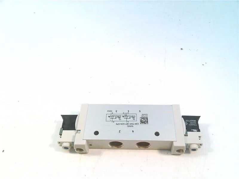 Festo VUVG-L18-T32C-MT-G14-1P3 — Solenoid & Directional Valves