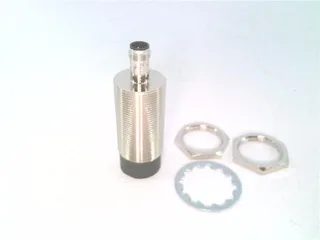 Omron E2B-M30LN30-M1-B2 — Proximity Sensors