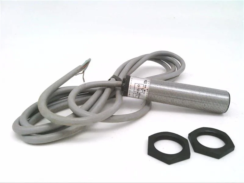 Schneider Electric XSAA05021 — Proximity Sensors