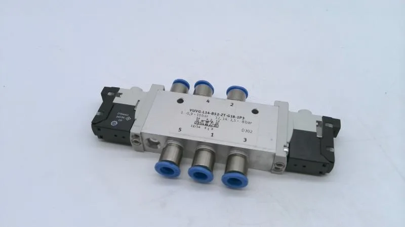 Festo VUVG-L14-B52-ZT-G18-1P3 — Solenoid & Directional Valves