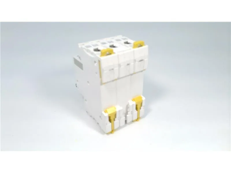 Schneider Electric A9F75316 (image 4)