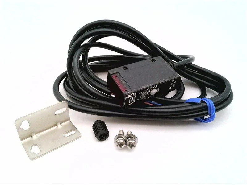 Omron E3S-AD31 — Photoelectric Sensors