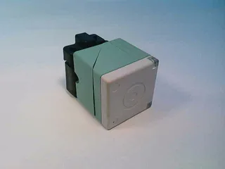 Siemens 3RG40383KB00 — Proximity Sensors (image 3)