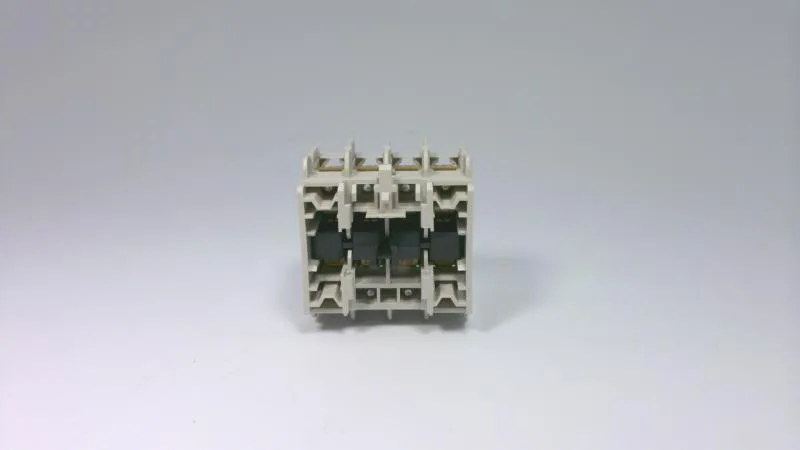 Fuji Electric SZ-A40/T — Contactors (image 3)