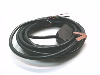 Omron E3Z-R81-IL3 2M