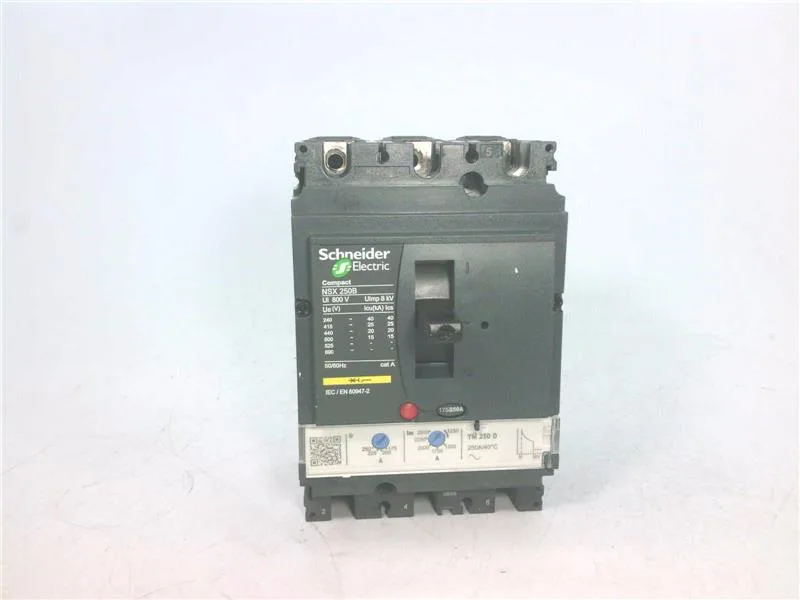 Schneider Electric LV431110 (image 4)