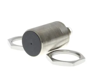 Omron E2AS30KS15M1B1 — Proximity Sensors