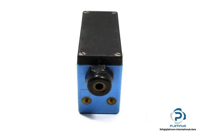 SICK WT30-01 — Photoelectric Sensors (image 4)