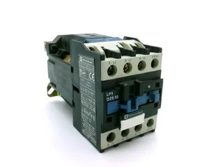 Schneider Electric LP1D3210BD — Contactors