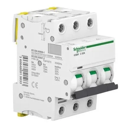 Schneider Electric A9F54363 (image 4)