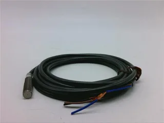 Omron E2EG-X1R5B1 — Proximity Sensors (image 2)