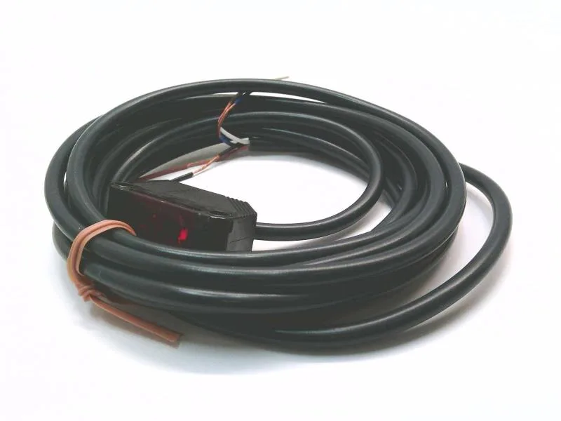 Omron E3Z-R81-IL3 2M — Photoelectric Sensors (image 2)