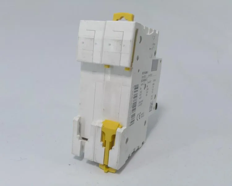Schneider Electric A9F79250 (image 2)