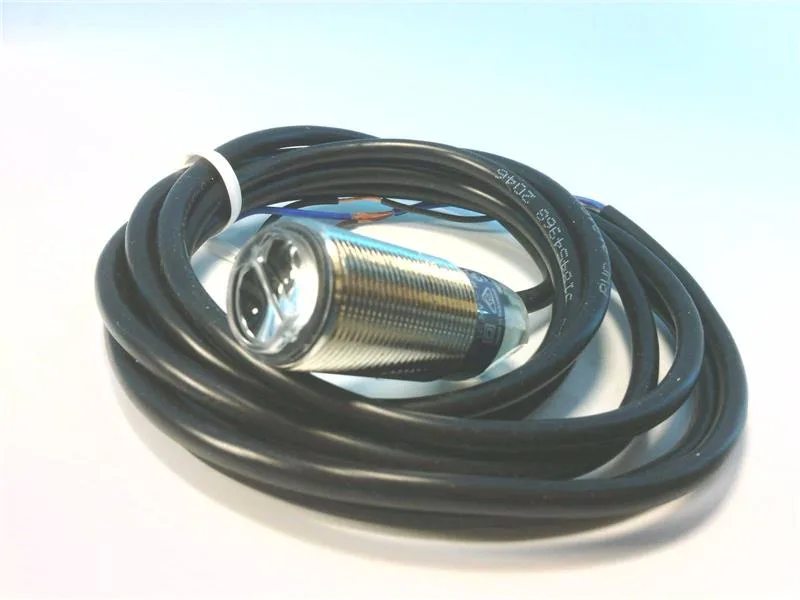 Schneider Electric XUB4BPANL2 — Photoelectric Sensors (image 2)