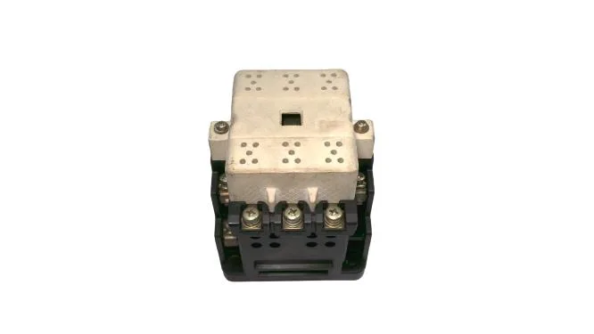 Fuji Electric CRCA 3631-2/2715 — Contactors (image 2)