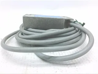 Festo SOE-L-Q-PS/O-K-LED — Photoelectric Sensors (image 2)