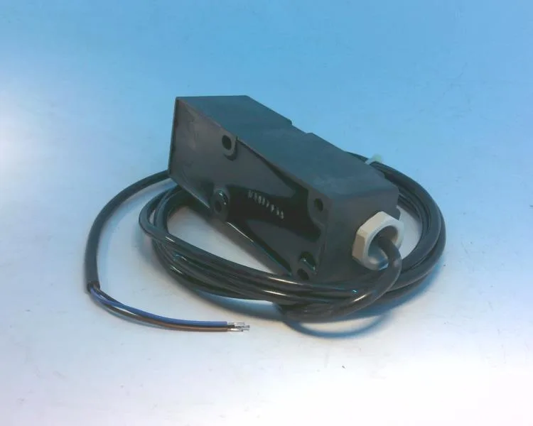Siemens 3RG4030-0AB00 — Proximity Sensors (image 2)