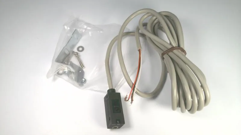 Omron E3H-DS5C13 — Photoelectric Sensors (image 2)