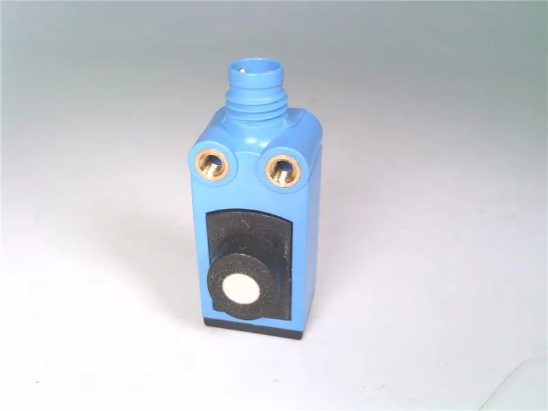 SICK UC4-13347 — Proximity Sensors (image 3)