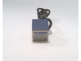 Schneider Electric XS7T2DA210 — Proximity Sensors (image 3)