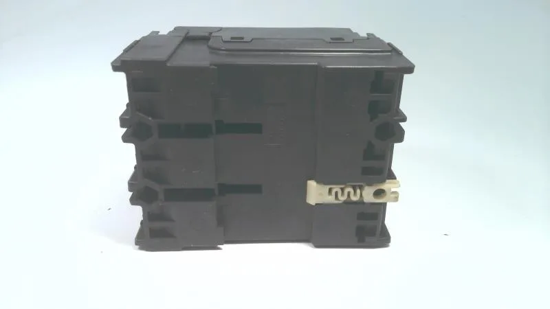 Fuji Electric EB3AEAC-010C — Molded Case Circuit Breakers (MCCB) (image 4)