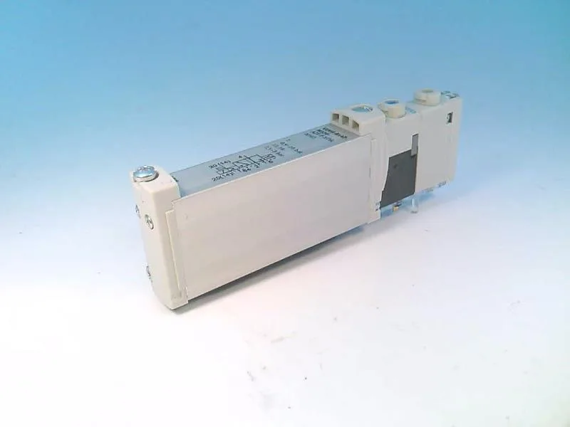 Festo VUVG-B14Z-M32U-AZT-F-1T1L — Solenoid & Directional Valves (image 2)