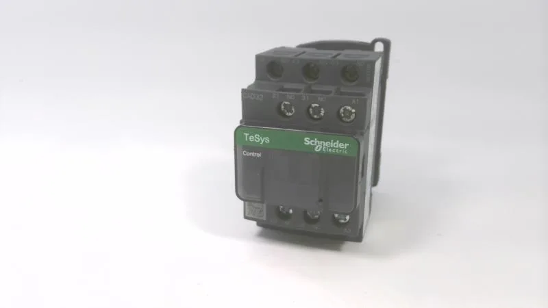 Schneider Electric CAD32M7 (image 3)