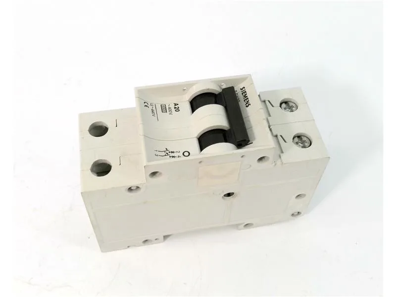 Siemens 5SX2220-6 — 2-Pole MCB (DIN Rail)