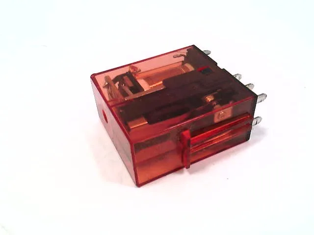 Omron G7P-2-AC100 — General Purpose Relays (image 3)