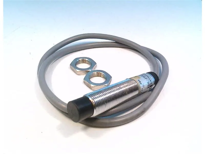 Schneider Electric XSA-JO4713 — Proximity Sensors (image 3)