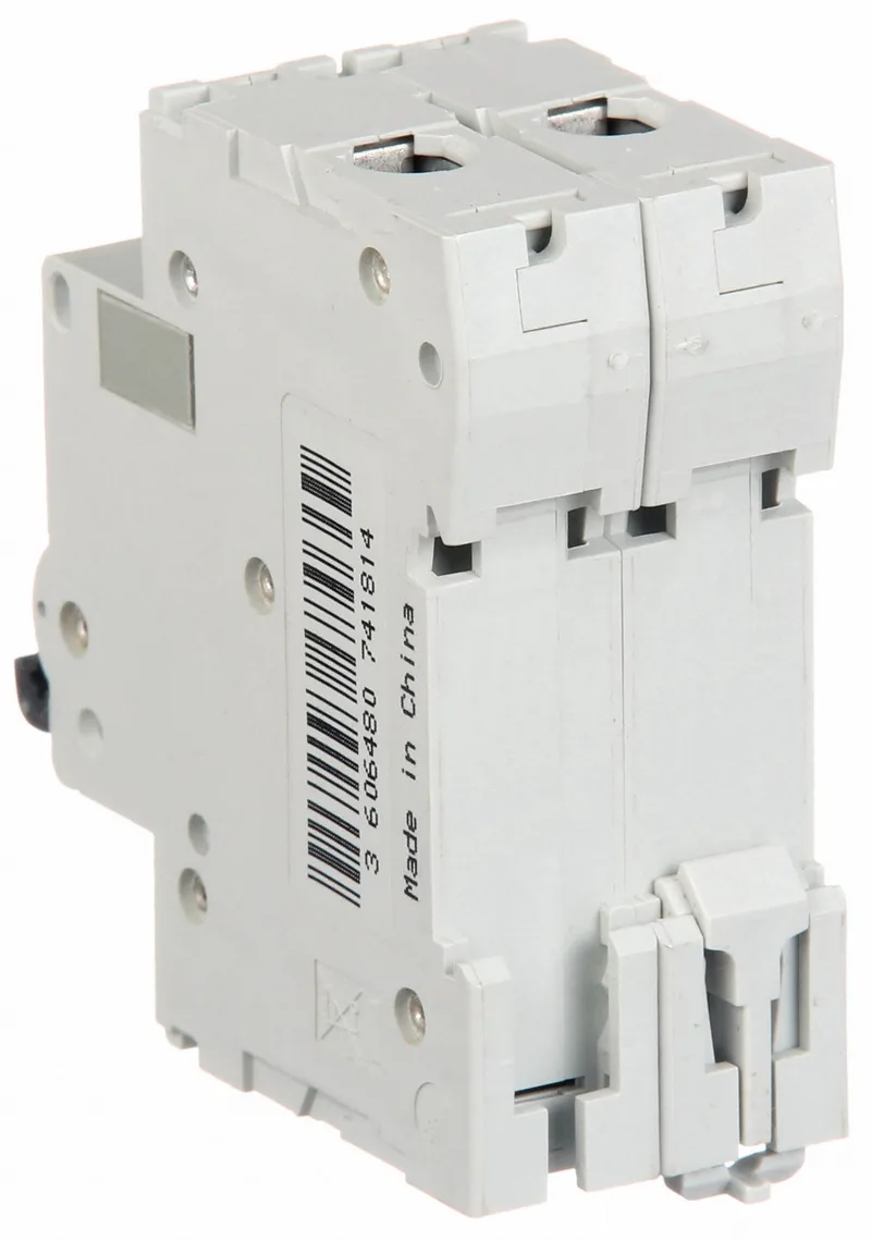 Schneider Electric M9U21220 (image 5)