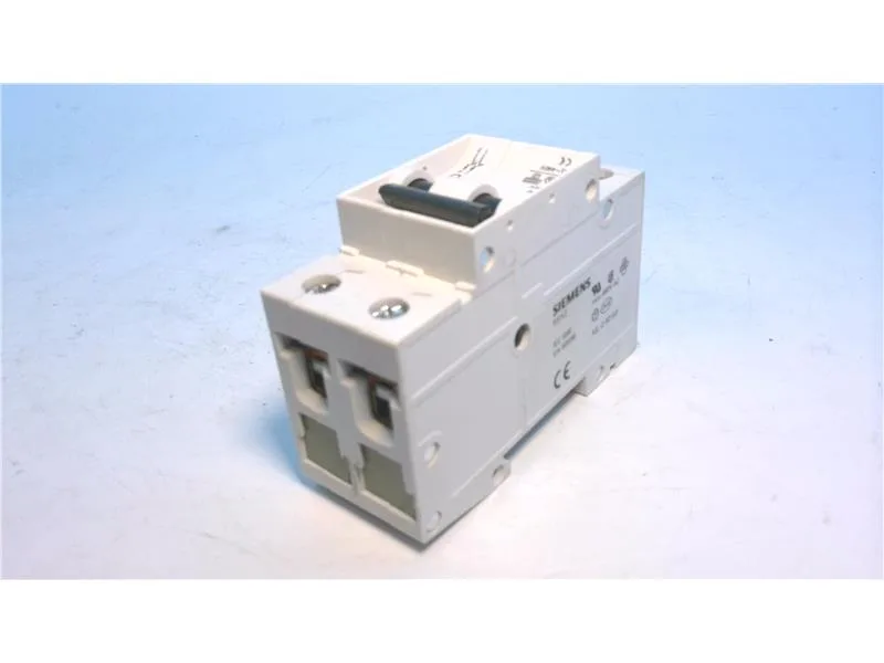 Siemens 5SX2215-7 — 2-Pole MCB (DIN Rail)