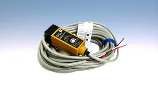 Omron E3S-5DB4-T